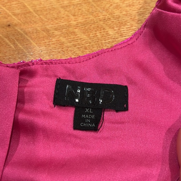 Pink lacey top - Picture 7 of 9